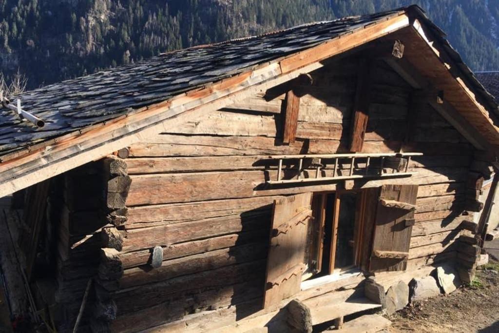 La Cabane De L'Homme Tranquille Le Tretien Exterior photo